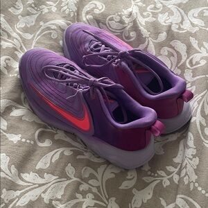 Nike Purple and Pink Basketball Shoes